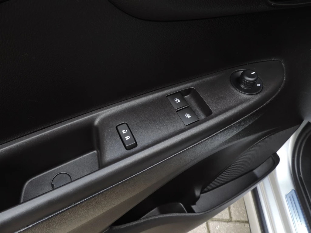 Opel KARL – foto 39