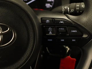 Toyota Yaris – thumbnail 23