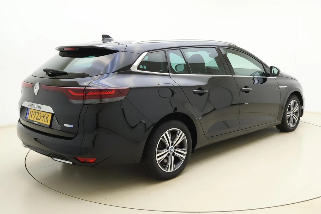 Renault Megane E-Tech – foto 8
