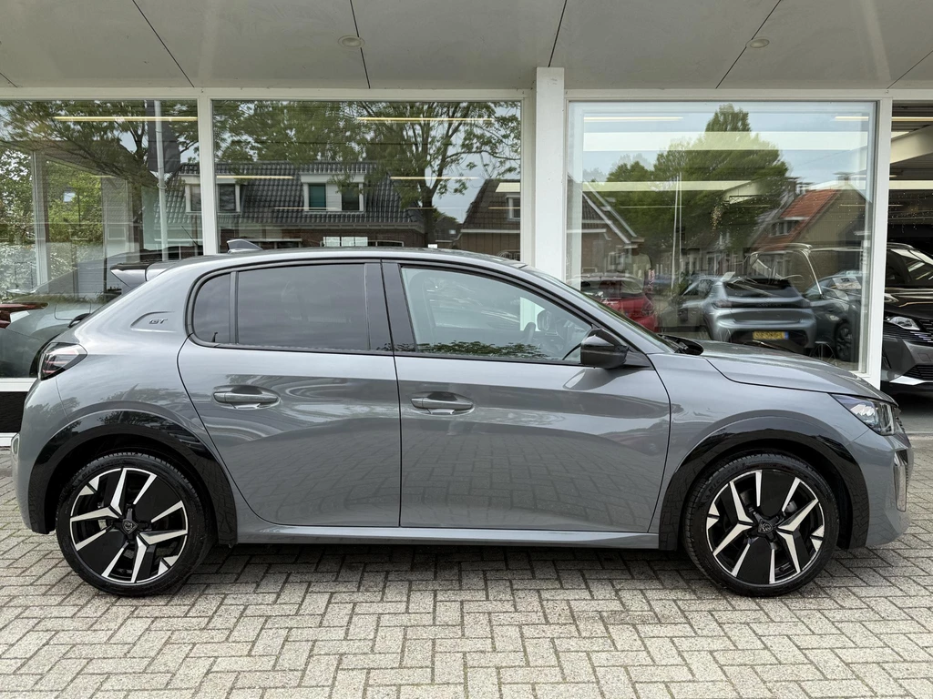 Peugeot 208 – foto 6