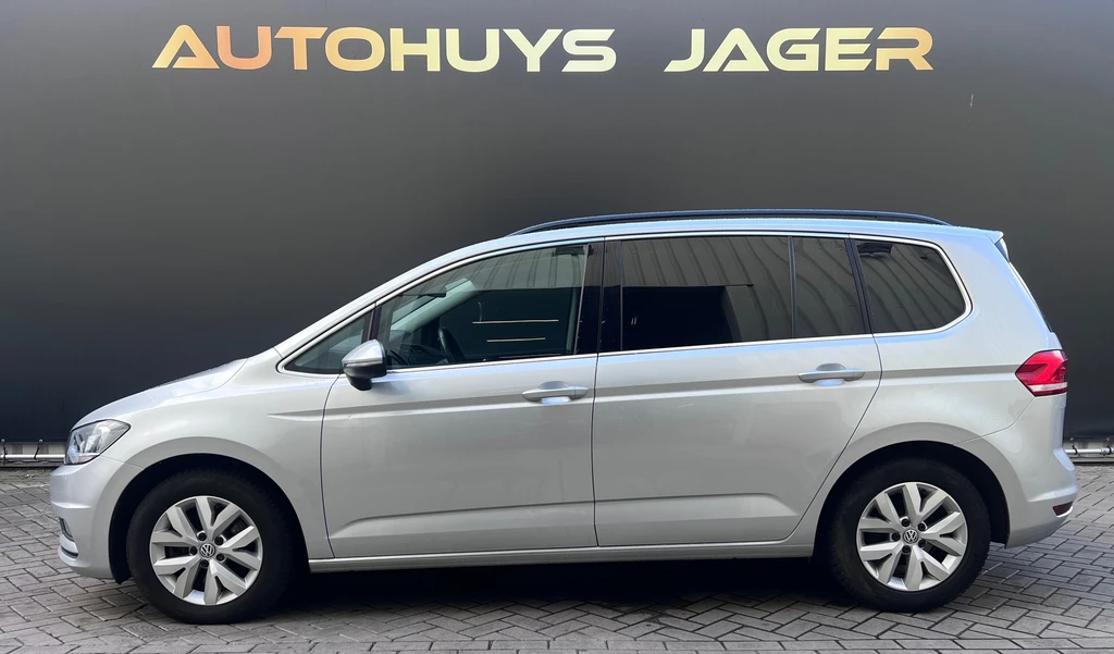 Volkswagen Touran – foto 2
