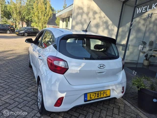 Hyundai i10 – thumbnail 4