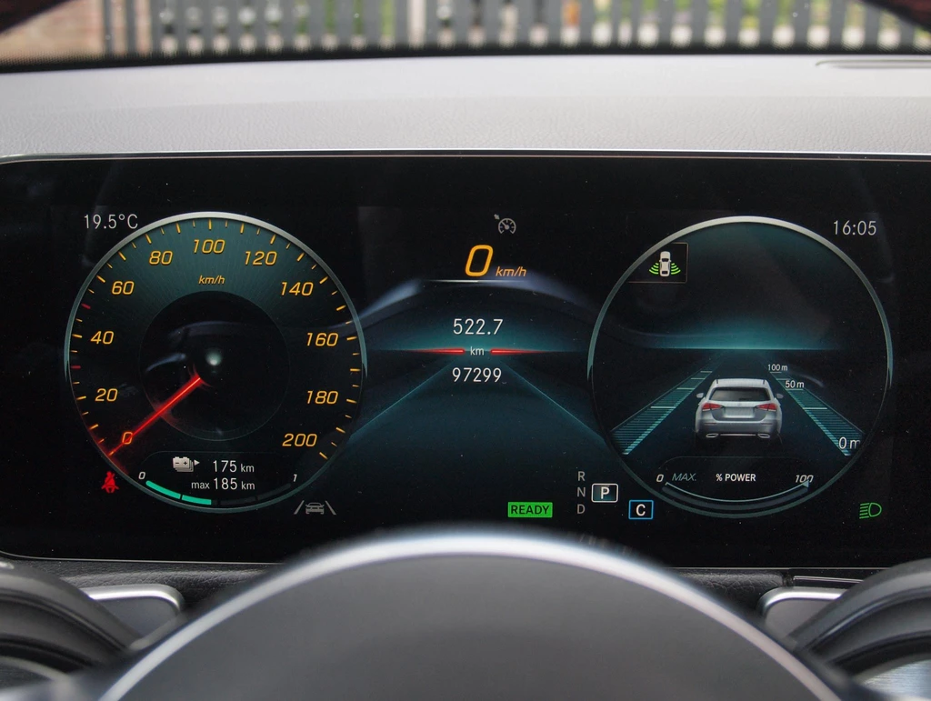 Mercedes-Benz EQB – foto 19