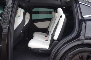 Tesla Model X – thumbnail 13