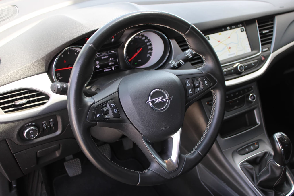Opel Astra – foto 24