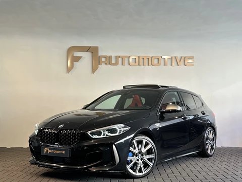 BMW 1-serie M135i xDrive Executive Pano|Keyless|Sfeer|HuD