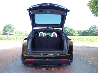 Tesla Model X – thumbnail 33