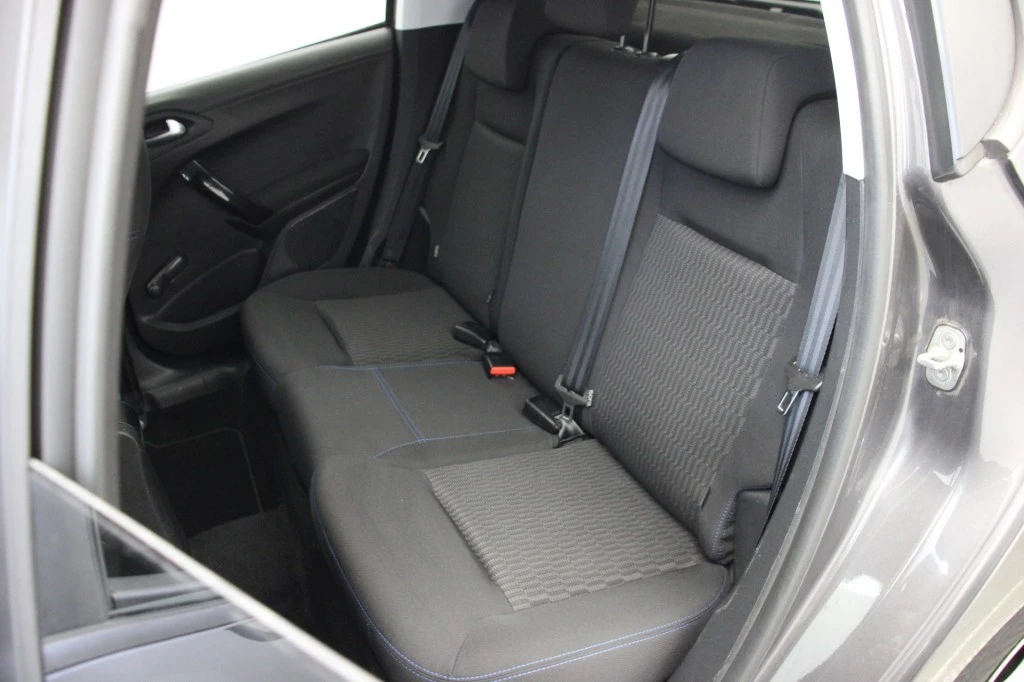 Peugeot 208 – foto 18