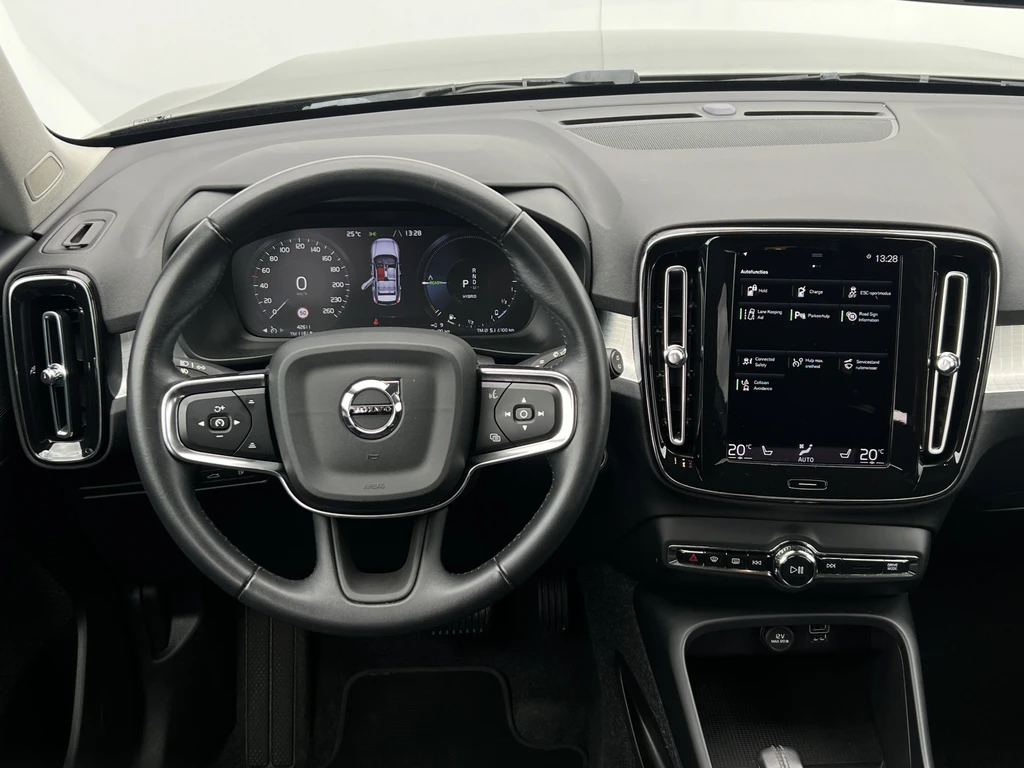Volvo XC40 – foto 10
