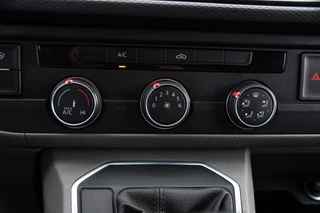 Volkswagen Transporter – thumbnail 25
