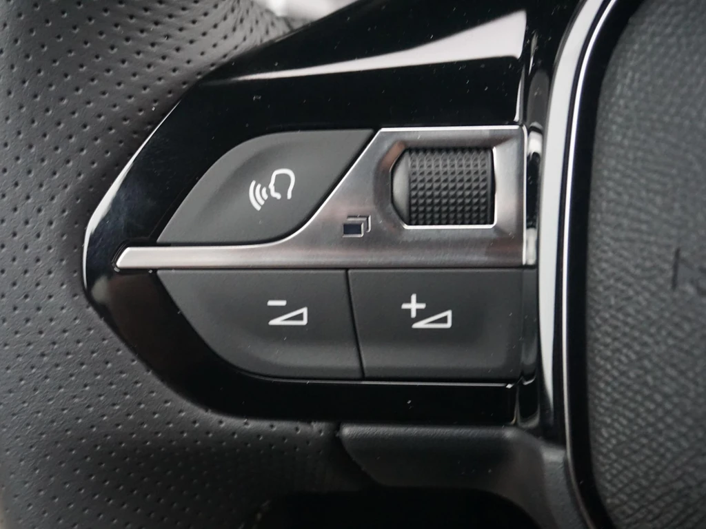 Peugeot 208 – foto 21