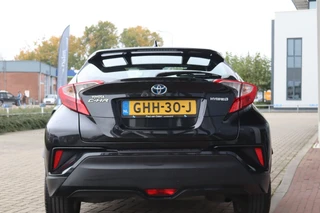 Toyota C-HR – thumbnail 9