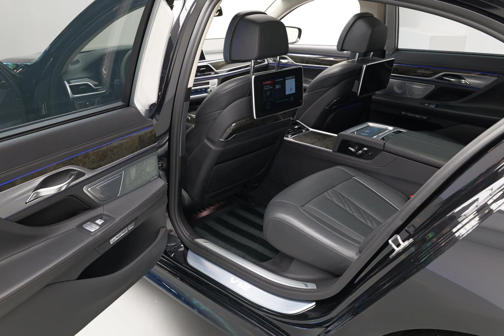 BMW 7 Serie – foto 31
