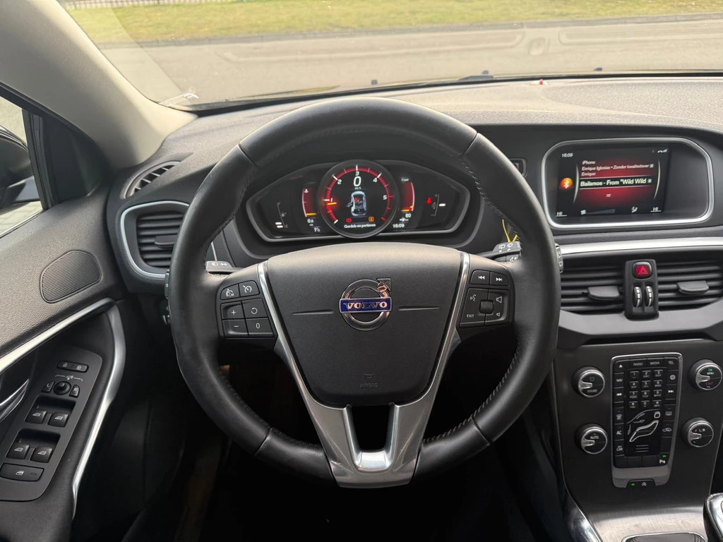 Volvo V40 – foto 20