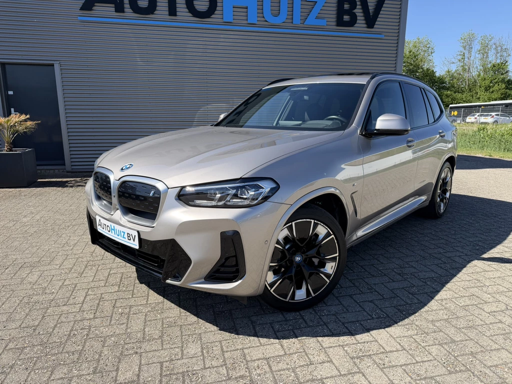 BMW iX3 – foto 2
