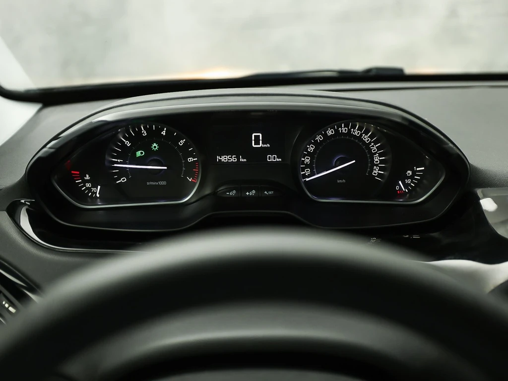 Peugeot 208 – foto 19