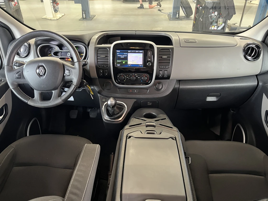 Renault Trafic – foto 12