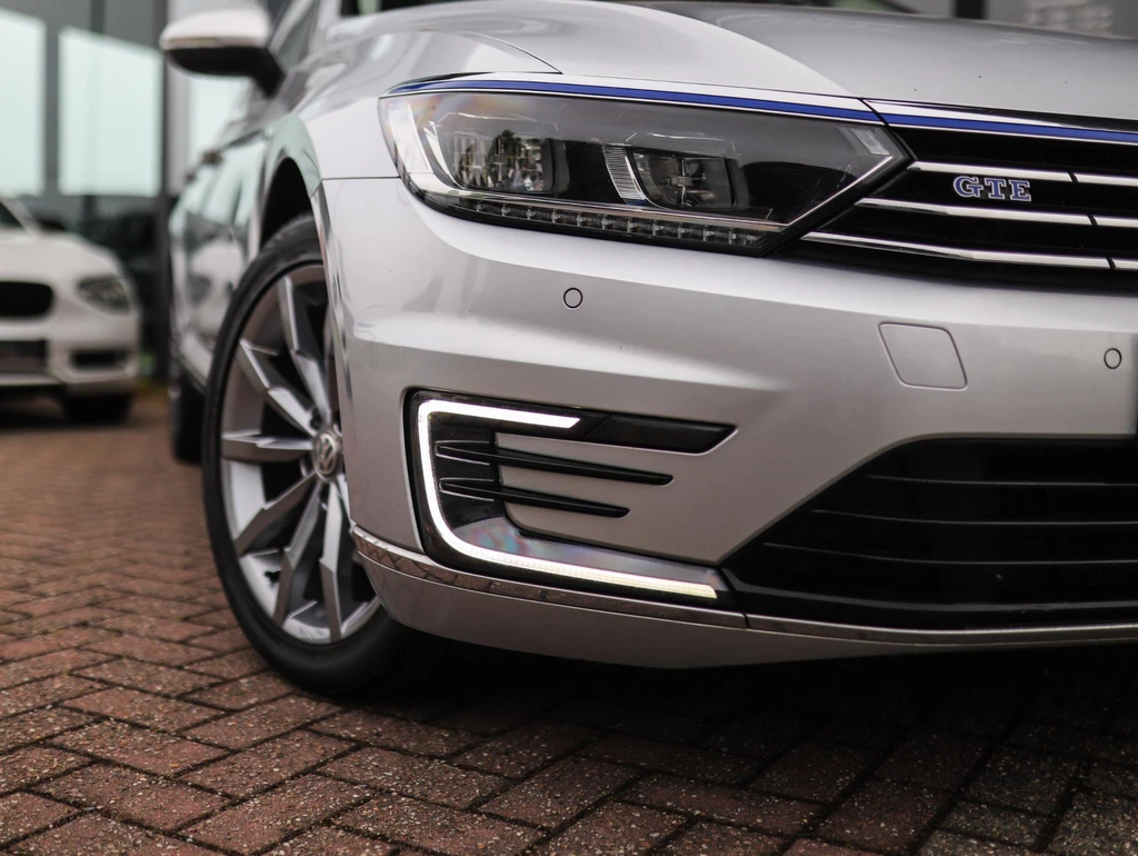 Volkswagen Passat – foto 21
