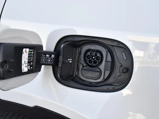 Land Rover Defender – thumbnail 30