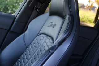 Audi RS4 – thumbnail 12