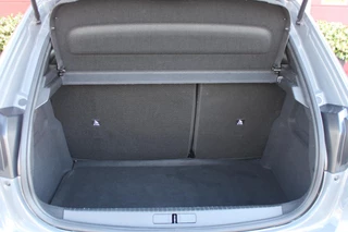 Peugeot 208 – thumbnail 16