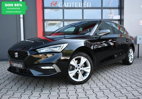 Seat Leon 1.4 TSI eHybrid FR Business Intense SOH 95% | Carplay | Camera | ACC | Cam | Dodehoek detectie | Stoel & Stuurwielverwarming | Trekhaak | Led | Keyless | Lane Assist | Digital Dash