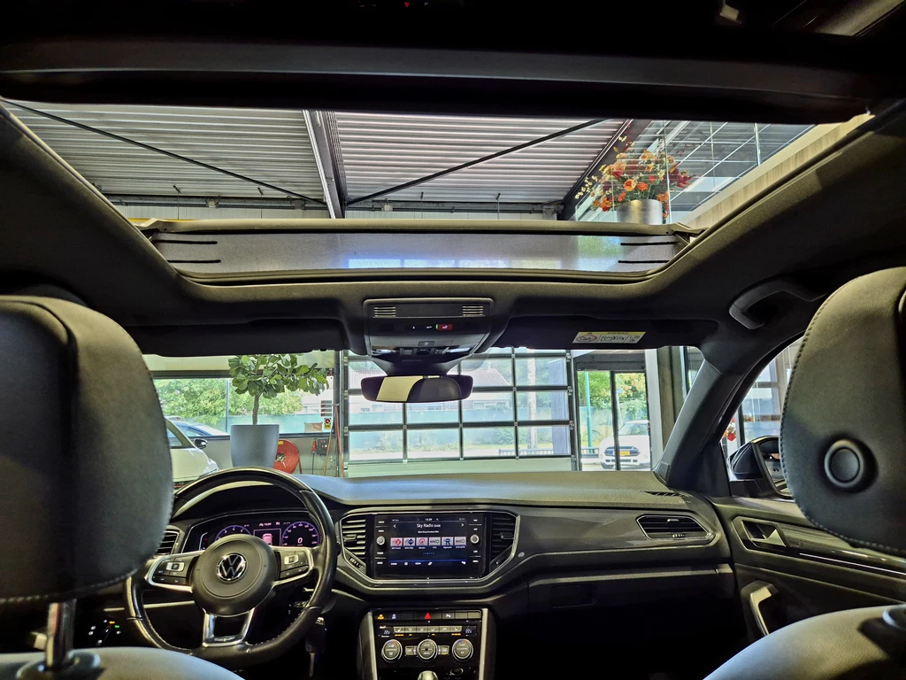 Volkswagen T-Roc – foto 11