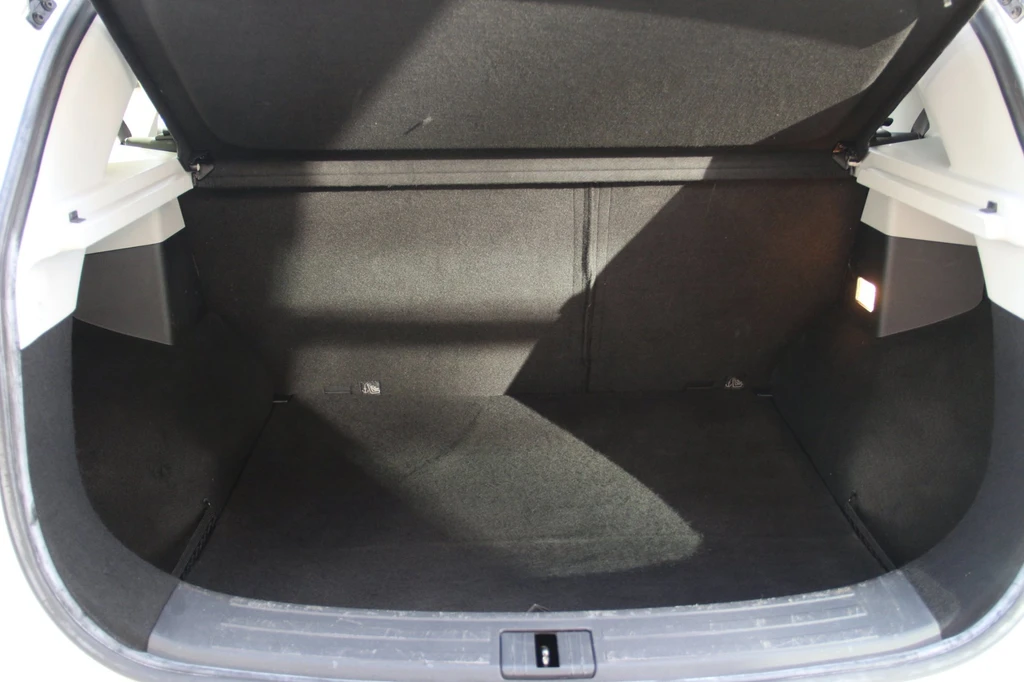MG ZS EV – foto 21