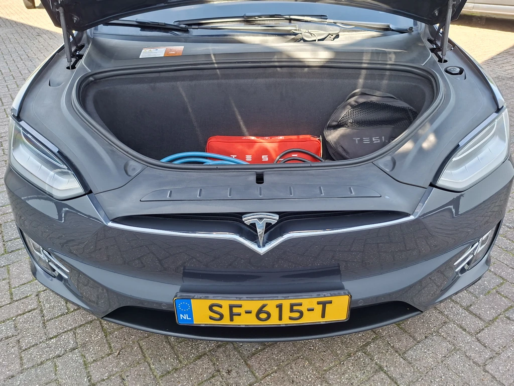 Tesla Model X – foto 42
