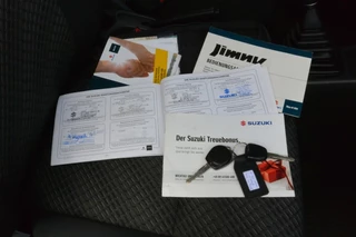 Suzuki Jimny – thumbnail 22