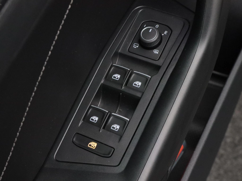 Volkswagen T-Roc – foto 16