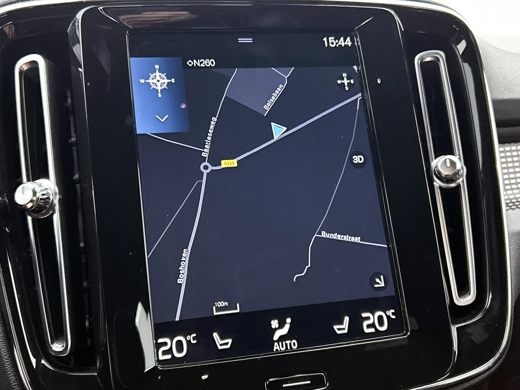 Volvo XC40 – foto 12