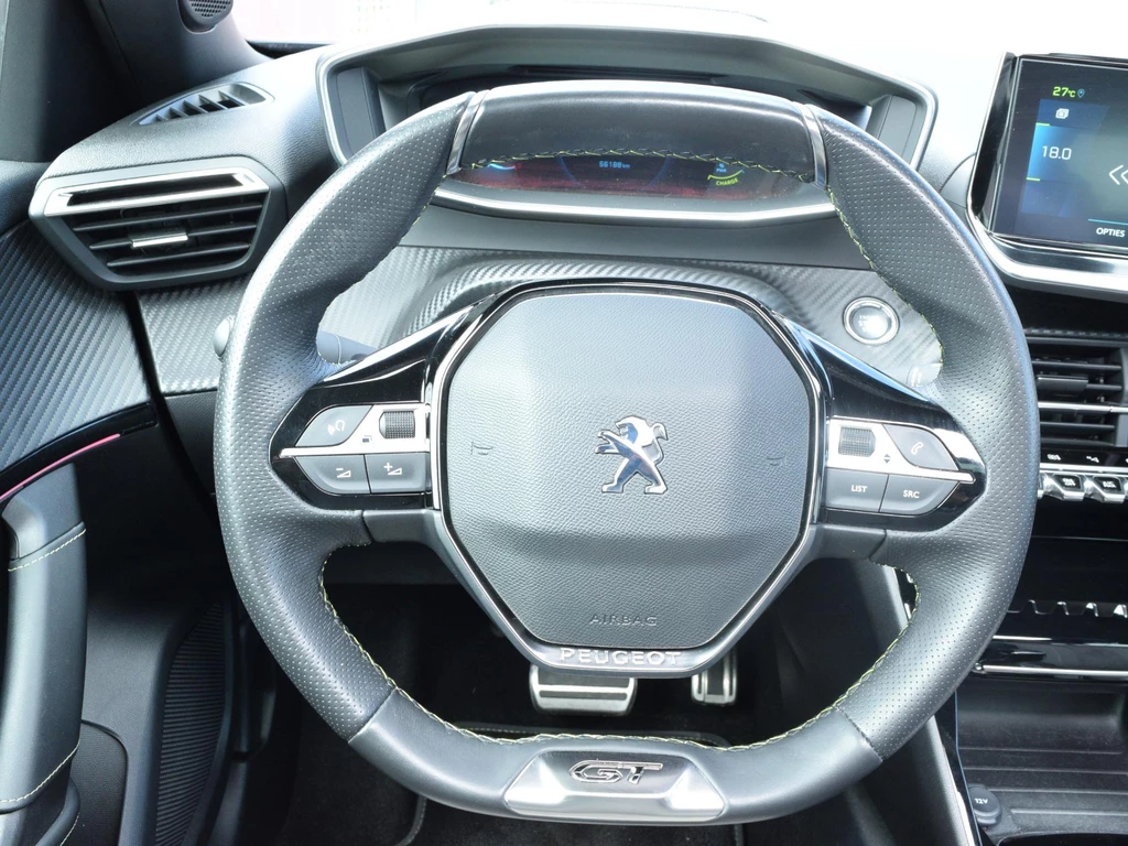 Peugeot e-2008 – foto 8