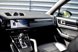 Porsche Cayenne – thumbnail 35