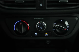 Hyundai i10 – thumbnail 10