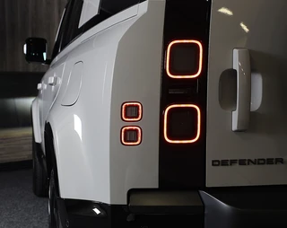 Land Rover Defender – thumbnail 49