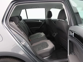 Volkswagen Golf – thumbnail 33