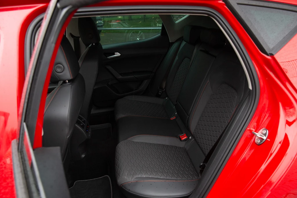 SEAT Leon – foto 10