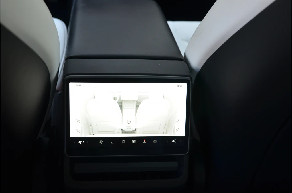 Tesla Model 3 – foto 13