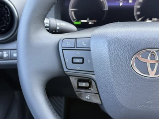 Toyota C-HR – thumbnail 15