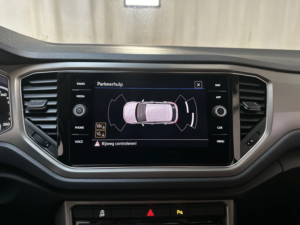 Volkswagen T-Roc – foto 15