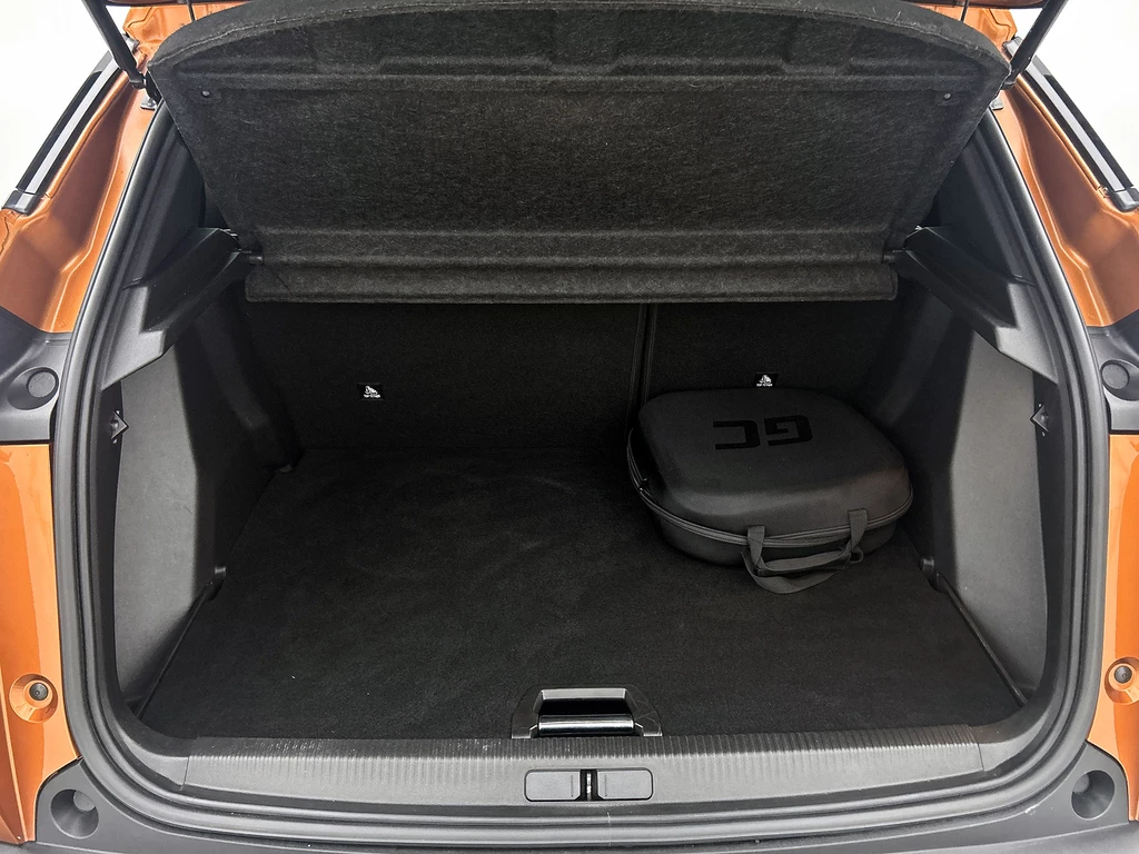 Peugeot e-2008 – foto 17