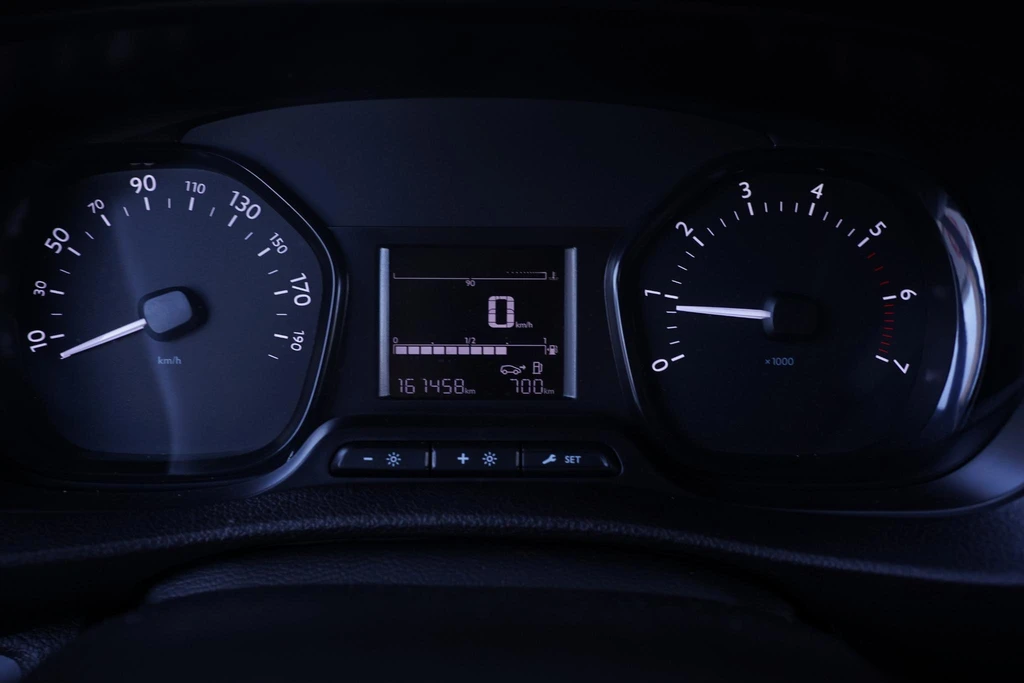 Opel Vivaro – foto 23