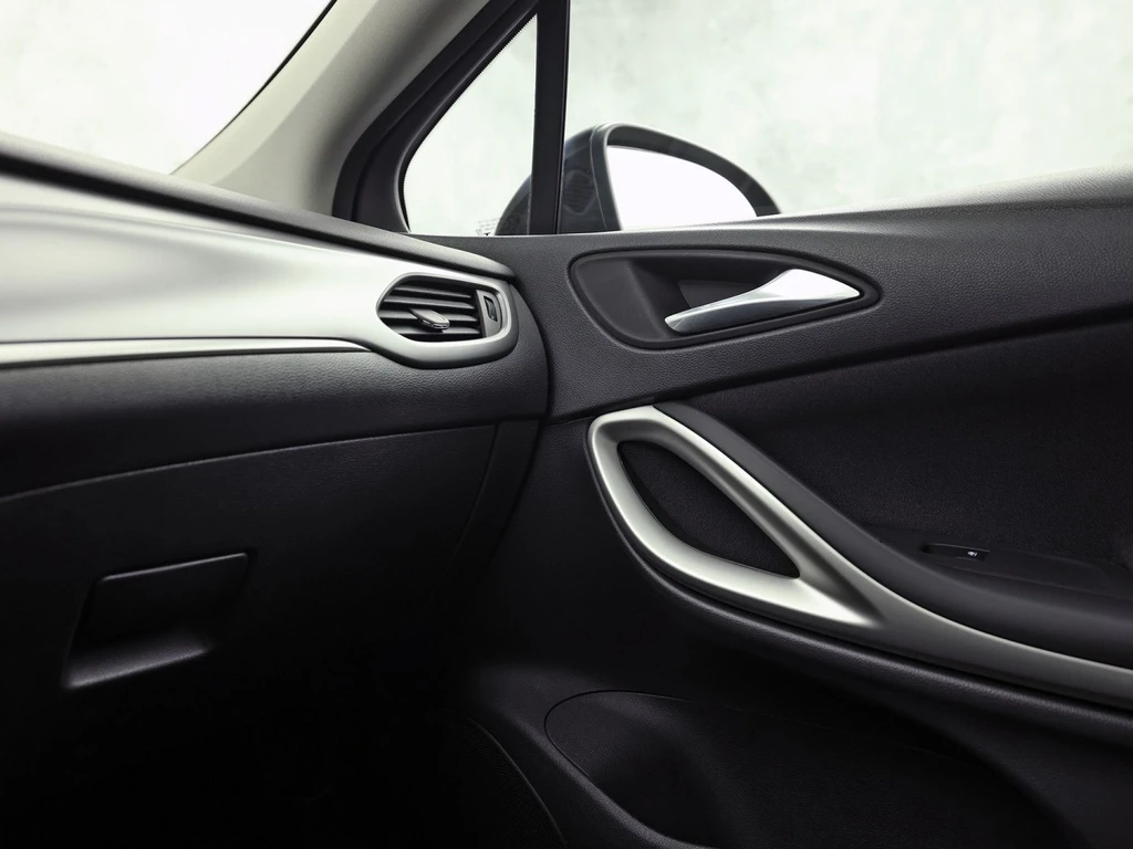 Opel Astra – foto 21