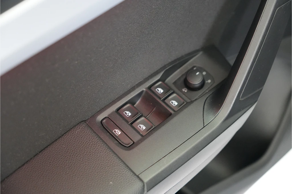 SEAT Arona – foto 18