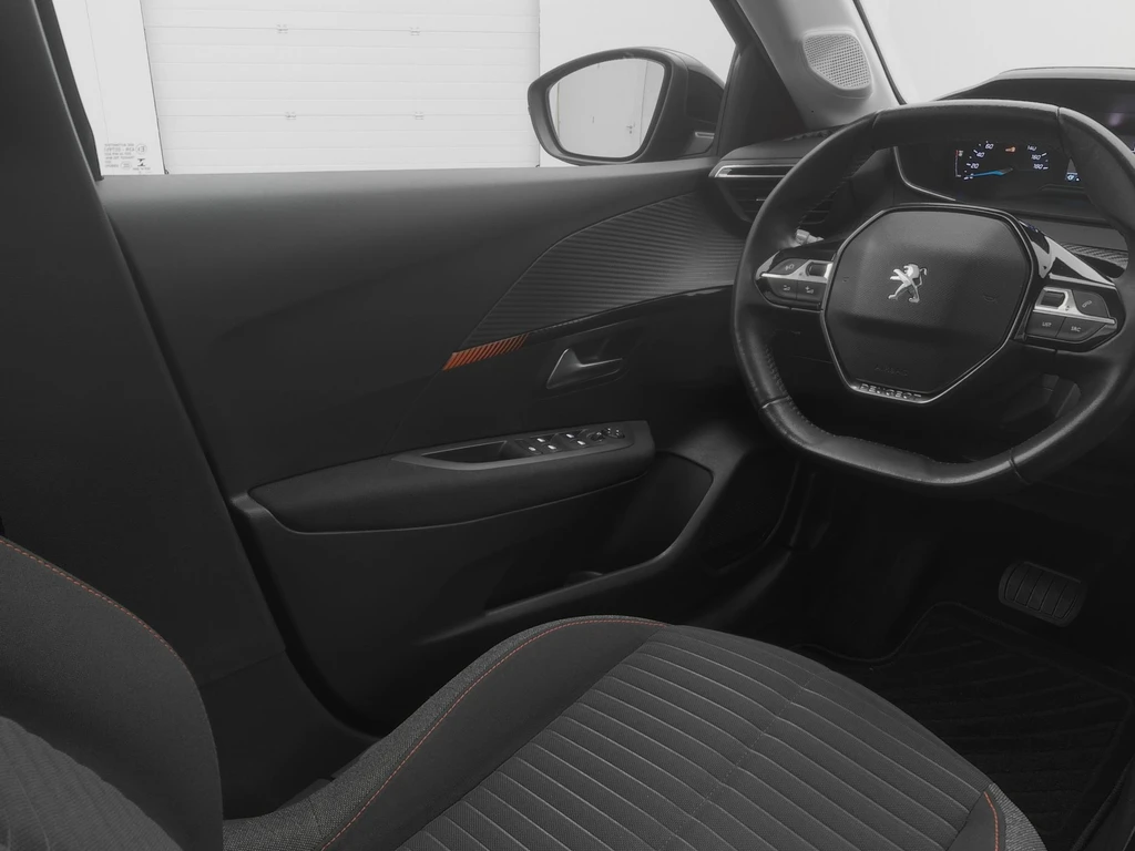 Peugeot e-208 – foto 27