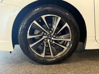 Lexus CT – thumbnail 10