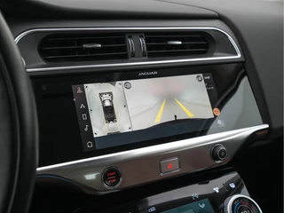 Jaguar I-PACE – thumbnail 15