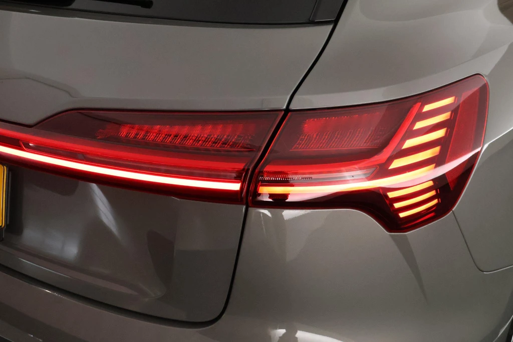 Audi Q8 e-tron – foto 37