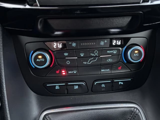 Ford Transit Connect – thumbnail 17